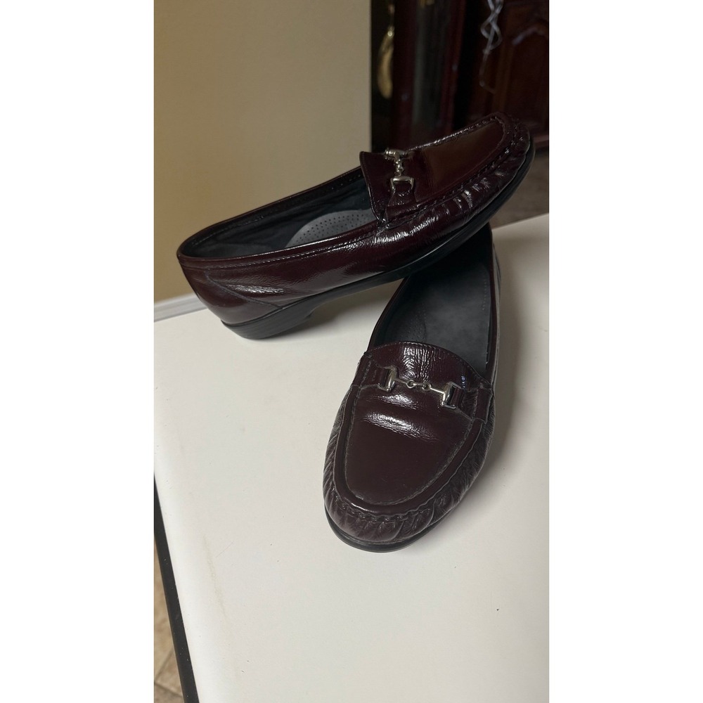 SAS Metro Womens 7.5 Wine Patent Leather Horsebit Loafers Moccasins Comfort Shoe